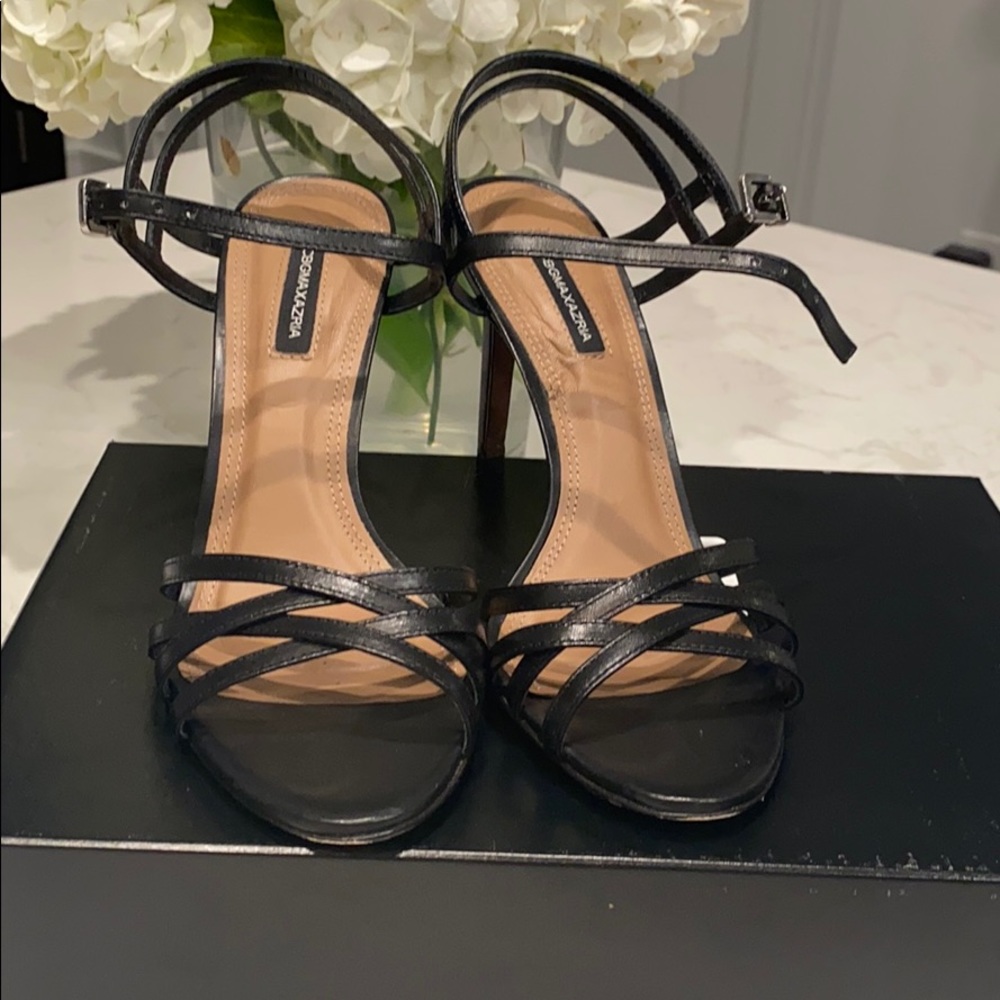 BCBG black leather sandals size 7